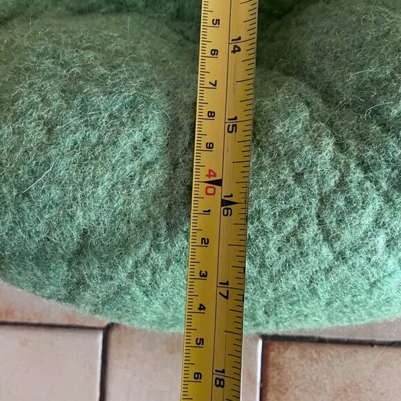 Green Merino Felted Wool Cat Cave - Small - Picture 4 of 6